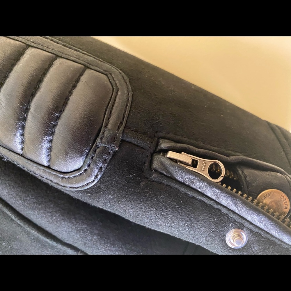 Leather Jacket - Picture 4 of 5